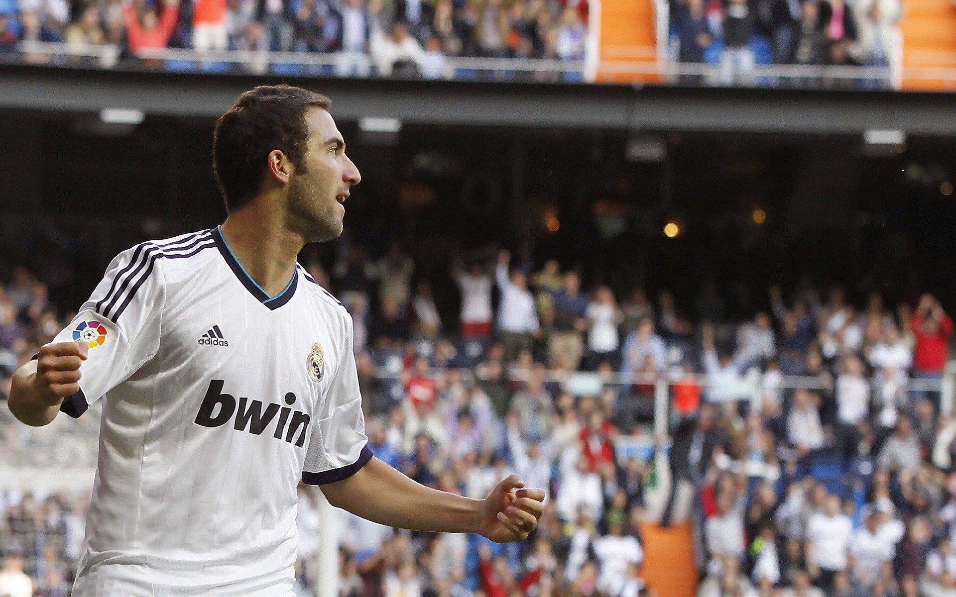 篮球让中国体育更具灵魂，感受篮球魅力弘扬体育精神